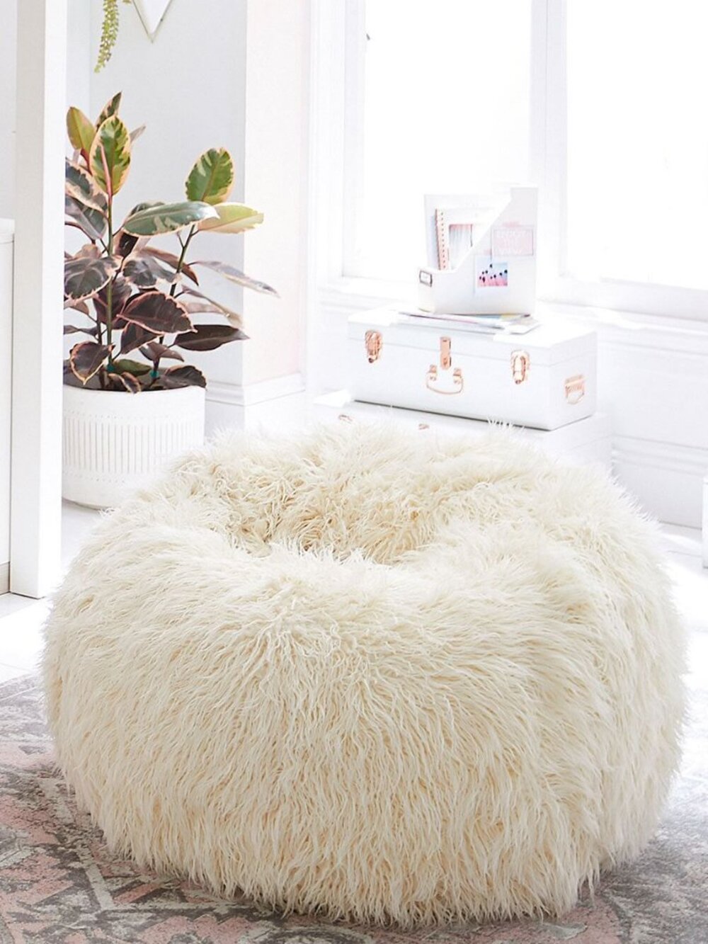 Pottery Barn Himalayan Faux Fur Ivory Bean Bag Chair Slipcover Large Furry NWT - Picture 2 of 6